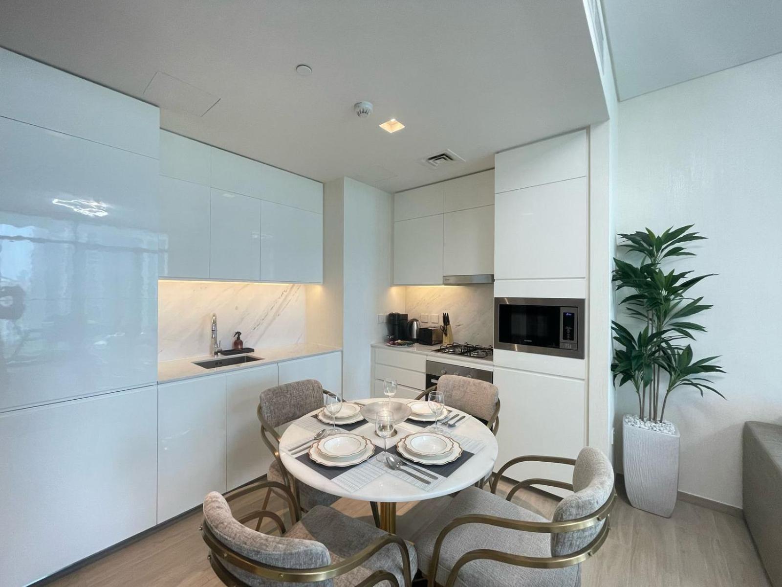 1br In Palace - Allsopp & Allsopp